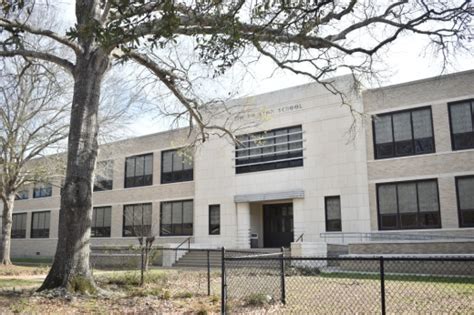 Sale of Sam Houston Elementary stopped, property to remain owned by ...