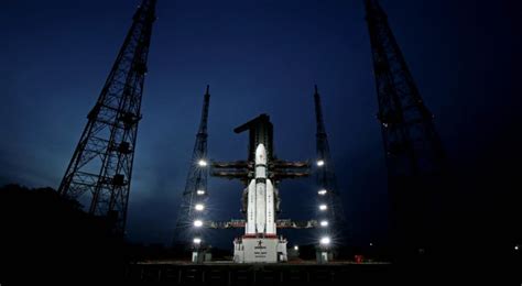 India in space race bid with third moon launch | Cybernews