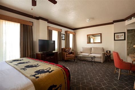 Hotel El Rancho Rooms: Pictures & Reviews - Tripadvisor