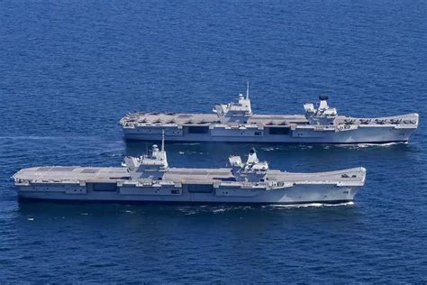 British Navy HMS Queen Elizabeth and HMS Prince of Wales aircraft ...