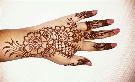 Beautiful simple mehndi designs for hands 2016-simple henna designs ...