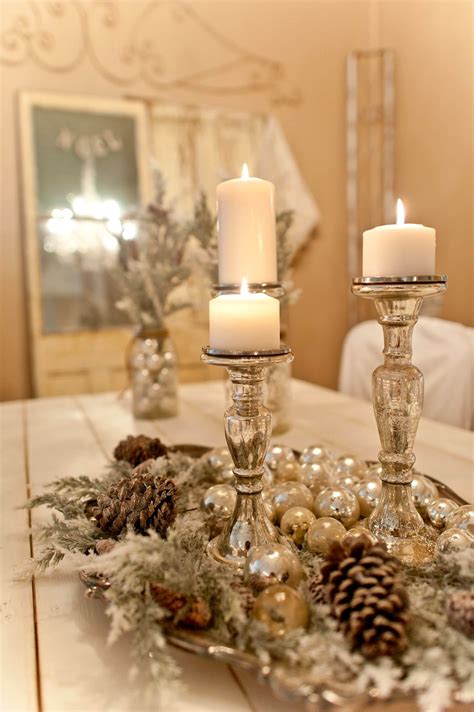 28 Best DIY Christmas Centerpieces (Ideas and Designs) for 2020