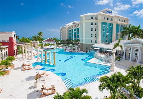 Get to Know Sandals Resorts in the Bahamas