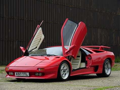 Lamborghini Diablo SV, VT, GTR 1990 - фото, характеристики, цена, салон