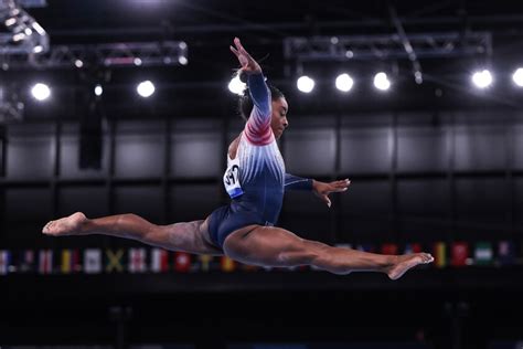 Simone Biles wins bronze in balance beam at Tokyo Olympics - Los ...