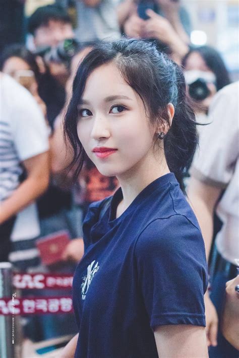 Mina : r/kpics