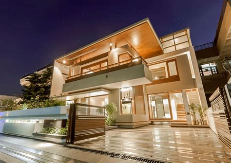 8 Modern House Exterior Lighting Ideas