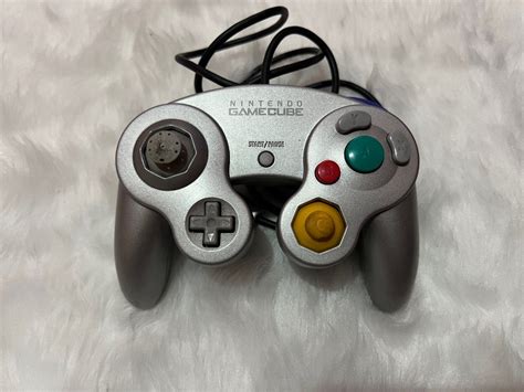 Nintendo Gamecube Controller Silver, Video Gaming, Gaming Accessories ...