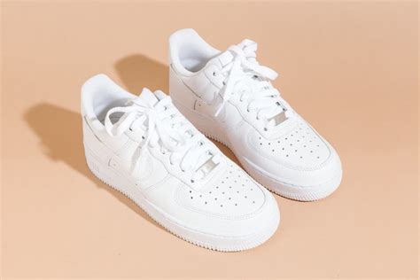 Best White Sneakers for Women & Men 2021 | Reviews by Wirecutter