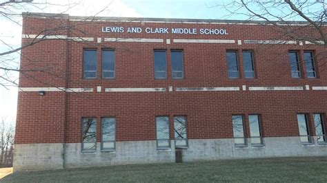 Student found with BB gun at Lewis and Clark Middle School