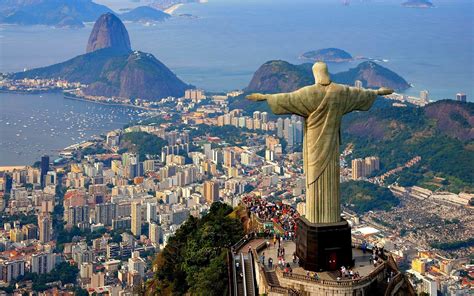 Art Deco Statue: Christ the Redeemer - Rio, Brazil — Art Deco Style