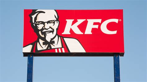 14 Discontinued KFC Items We Really Want Back