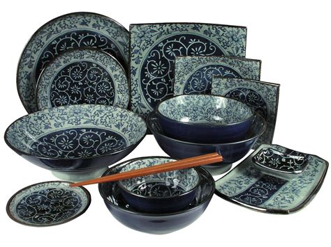 Rustic Dark Green, Blue and Cream Karakusa | Tableware set, Japanese ...