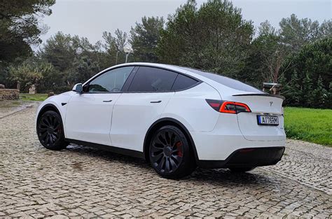 Teste Tesla Model Y Performance: Eletricamente superior