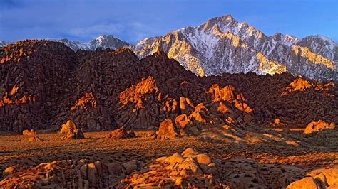 Lone Pine Peak and the Alabama Hills at sunrise, California, USA ...