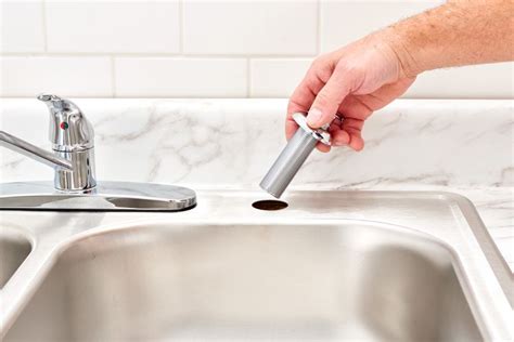 How to Replace a Kitchen Sink Sprayer