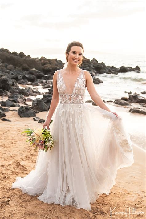 Hawaiian Style Wedding Dresses Top 10 - Find the Perfect Venue for Your ...