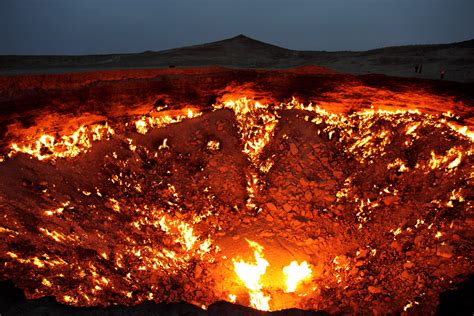 Darvaza Gas Crater Picture - Image Abyss