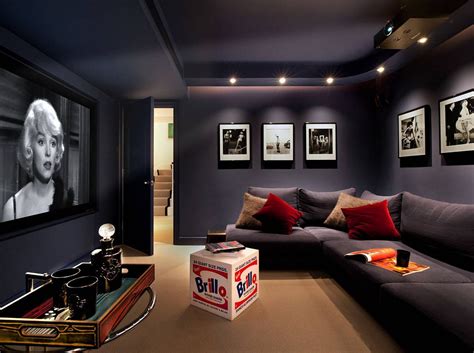 Stay Entertained: 20 Lovely Small Home Theaters and Media Rooms Nội ...