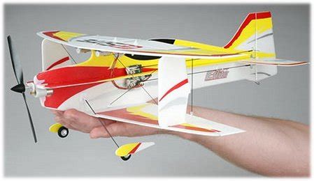 E-Flite micro 4 site indoor 3D !!! | Forum modélisme, des drones et du ...