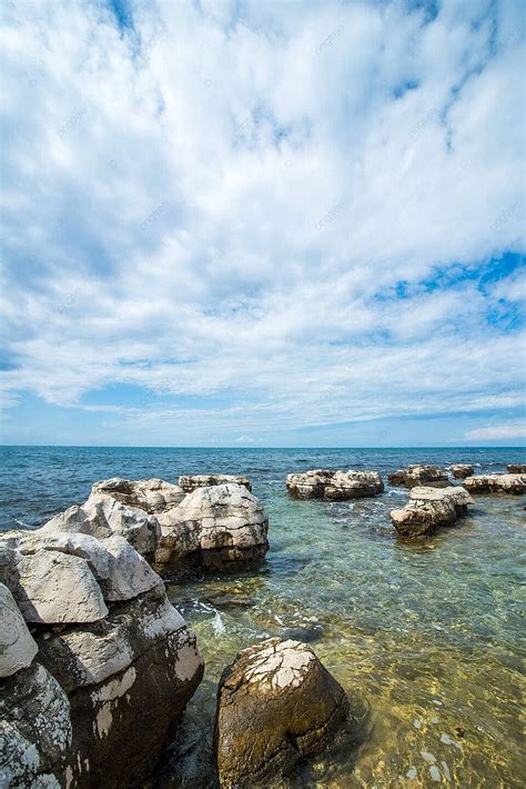 Sunny Day On The Adriatic Coast Beaches Stone Scenics Photo Background ...