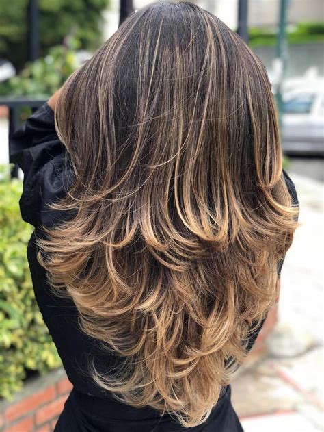 Trendy Hairstyles and Haircuts for Long Layered Hair To Rock in 2019 ...