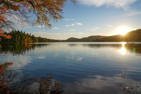 7 Gorgeous Places to See Fall Foliage in the Adirondacks - Territory Supply