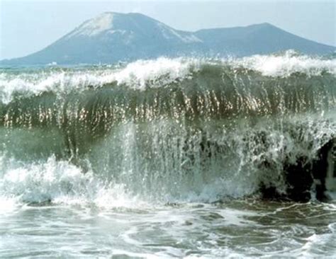 The biggest tsunamis in history: Lituya Bay, Alaska, 1958 | HubPages