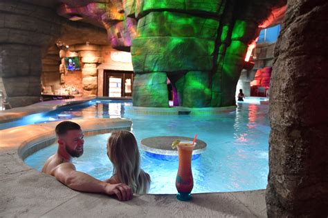 Kalahari Resorts & Conventions — Round Rock Round Rock, Texas| Aquatics ...