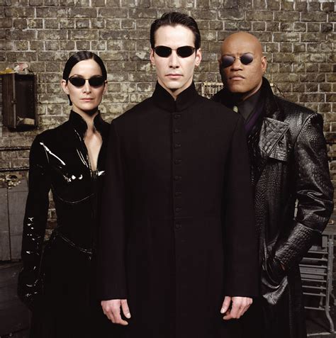 Carrie Anne Moss, Keanu Reeves, Laurence Fishburne in "The Matrix ...