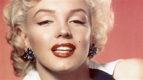 The Marilyn Monroe Eye Shadow Trick Is An Optical Illusion: How to Re ...