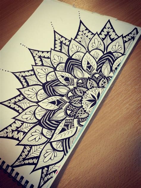 Pin by Dilek Esgin on cini | Mandala drawing, Mandala design art ...