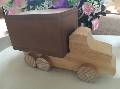 How to Make a Wooden Toy Truck : 7 Steps (with Pictures) - Instructables