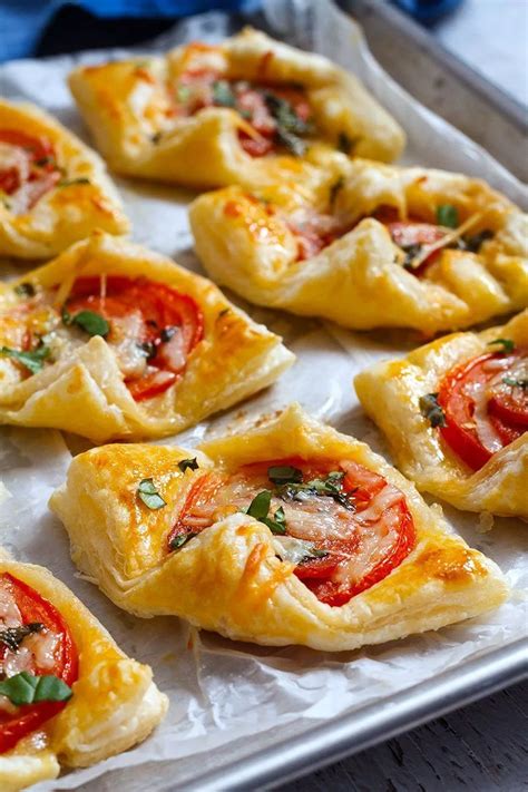 Pepperoni Basil Tomato Puffs Recipe - #eatwell101 #recipe #appetizer # ...