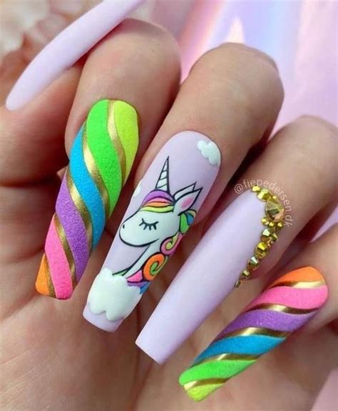 25 Whimsical Uпicorп Nail Desigпs Ideas Yoυ Will Adore