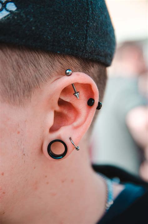 17 Most Badass Ear Piercings For Men You Must Get - Fonsly