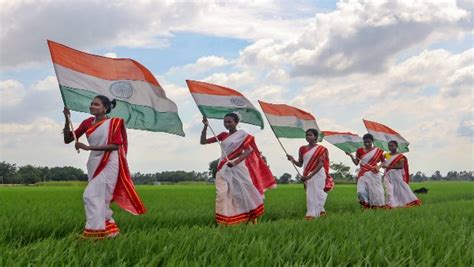 Why is the Indian flag ‘hoisted’ on Independence Day but 'unfurled' on ...