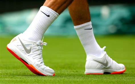 Roger Federer Pushes Boundaries in New NIKE ZOOM VAPOR 9 TOUR LE - Nike ...