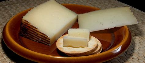 10 Best Rated Spanish Cheeses - TasteAtlas