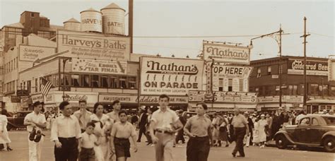 The 1916 stunt that made Nathan’s Famous a Coney Island hot dog icon ...