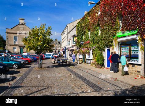 Market Place Leyburn Yorkshire England Stock Photo - Alamy