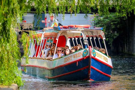 London: Canal Boat Ride on Camden Lock in London