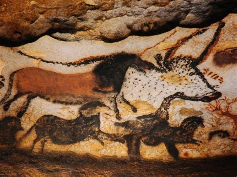 Lascaux: Early Color Photos of the Famous Cave Paintings, France 1947 ...