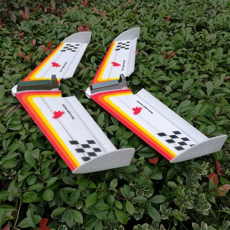 Rainbow EPP 970mm Wingspan Flying Wing Racer RC Airplane KIT - Price ...