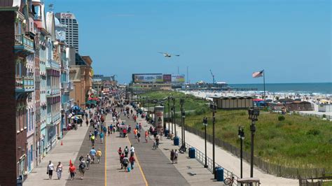 Hotels near Boardwalk (Atlantic City) from $46/night - KAYAK