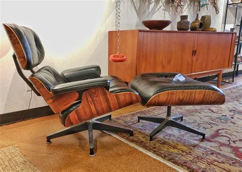 CHARLES & RAY EAMES LOUNGE CHAIR 670 WITH OTTOMAN 671 FOR HERMAN MILLE ...