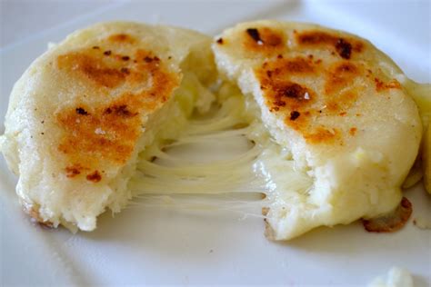 Make Arepas de Queso from Colombia (Colombian Arepa Recipe ...