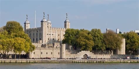 Tower Of London, Home and Fortress for The Kings of England ...