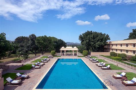 Trident Udaipur Pool: Pictures & Reviews - Tripadvisor