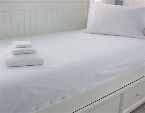 Cape Cod Linen Rental Twin Bed Sheet Options